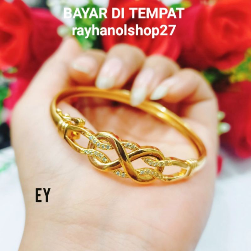 GELANG TANGAN WANITA TITANIUM ANTI KARAT MOTIF PILIHAN LAPIS EMAS 24 K GOLD MEWAH ELEGAN