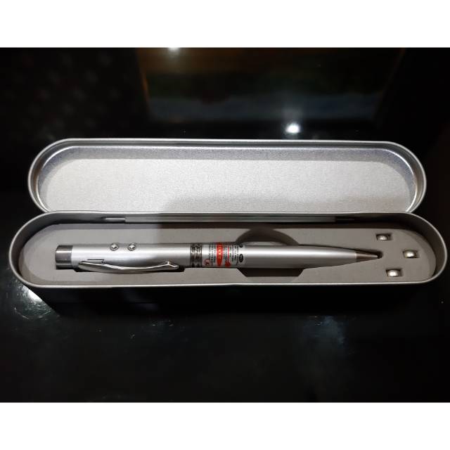 

Pulpen Laser Senter 3 in 1 (Kado Hari Guru)