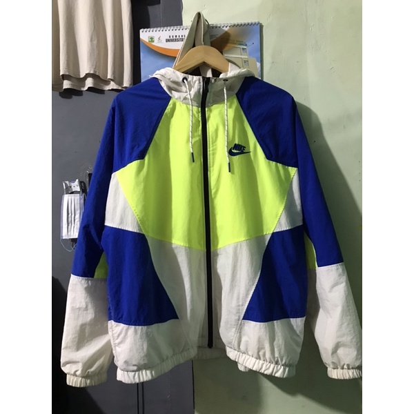nike windbreaker colorblock