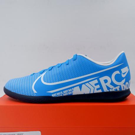 sepatu futsal nike vapor 13