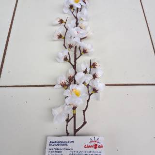 Bunga Hias Sakura per Tangkai Buatan Plastik Imitasi Palsu Bunga Hias Sakura per Tangkai Buatan Plastik Imitasi Palsu