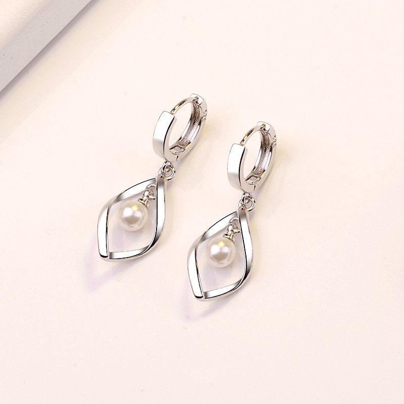 Anting-Anting Perak Sederhana Wanita Berputar Anting Mutiara Cinta Wanita Anting Panjang Menengah Memutar Anting Fashion ai2-4600-2