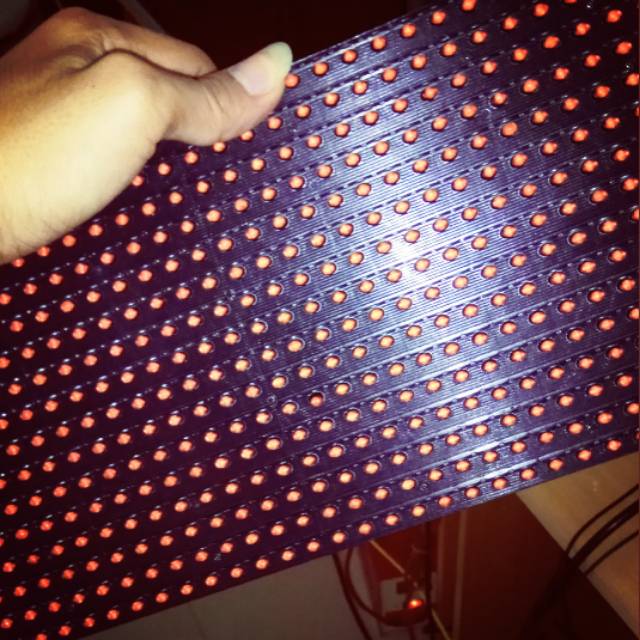 Panel running text p10 merah outdoor