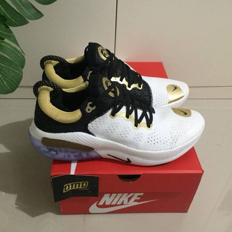 SEPATU NIKE JOYRIDE SANGHAI