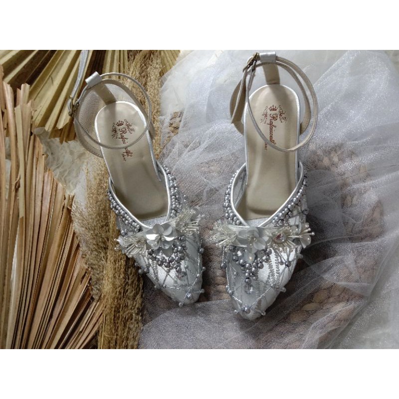 sepatu wedding Yohana silver cantik sepatu wanita cantik 7cm