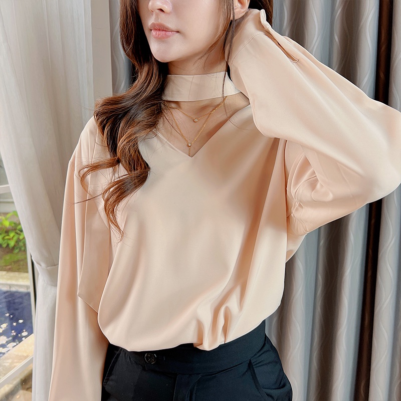 [S.T][CLEARANCE] Women Plain Long Sleeve V Neck Shirt Atasan Kemeja Satin Wanita 2735 (S-XXL)