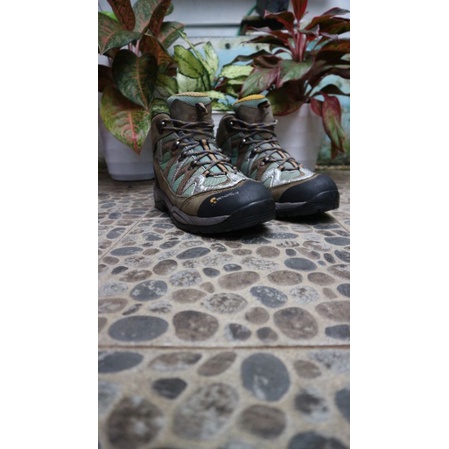sepatu hiking echoroba