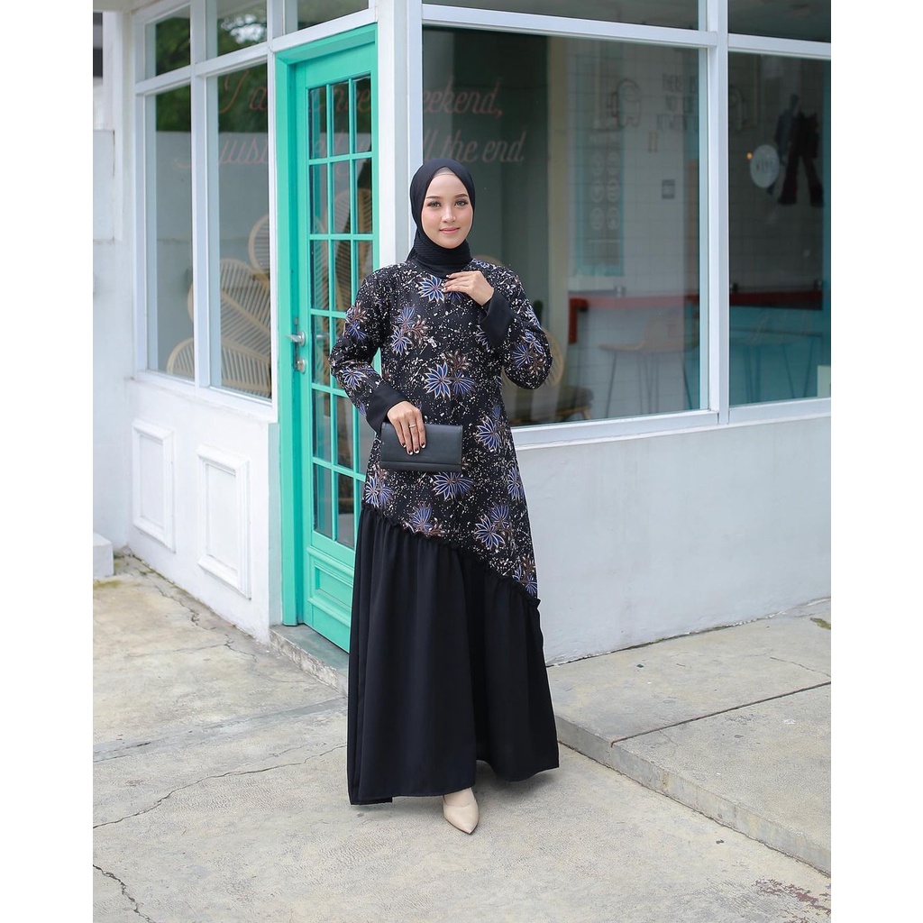 Benang Raja Gamis Batik Motif Kembang Api