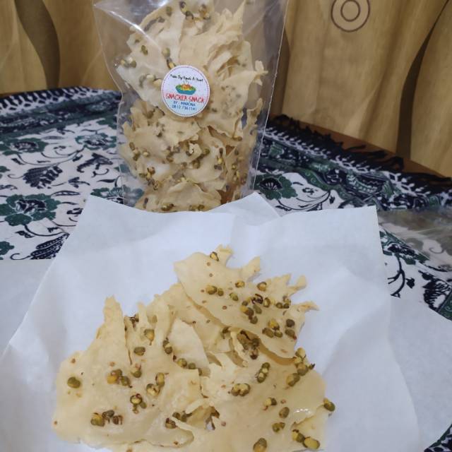 

peyek kacang ijo