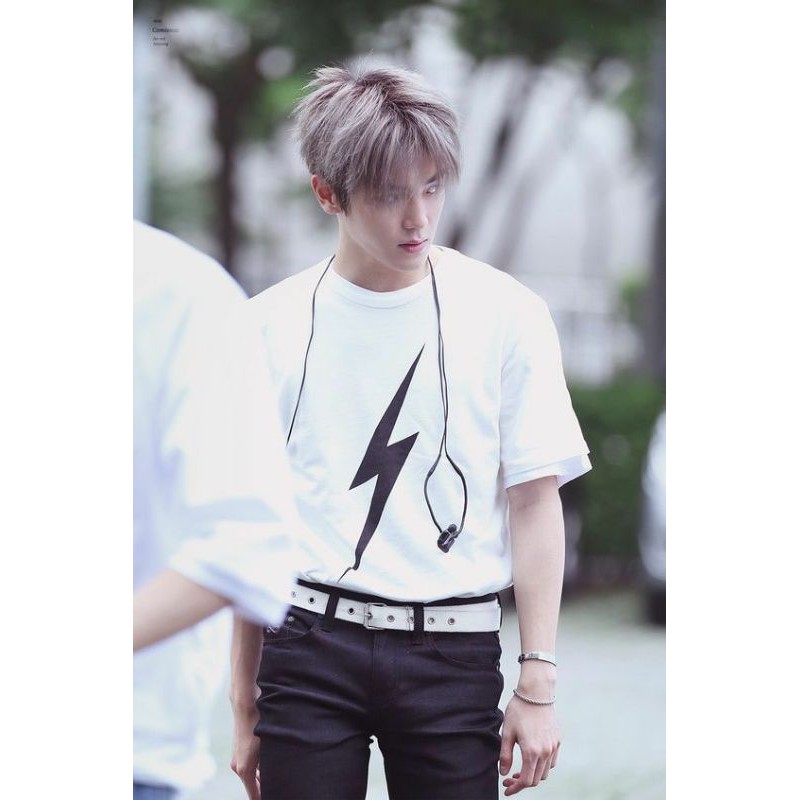 NCT Taeyong Lighning / Baju Kaos NCT
