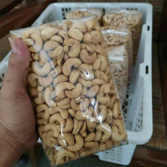 

Kacang mede goreng fresh / kacang mete goreng fresh