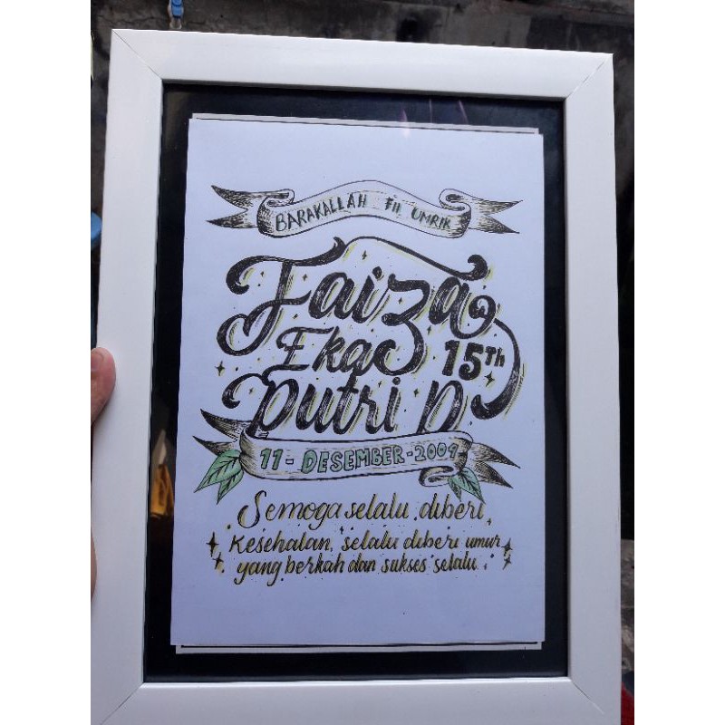 kado ucapan ulang tahun, wisuda,untuk pacar,lukisan dinding