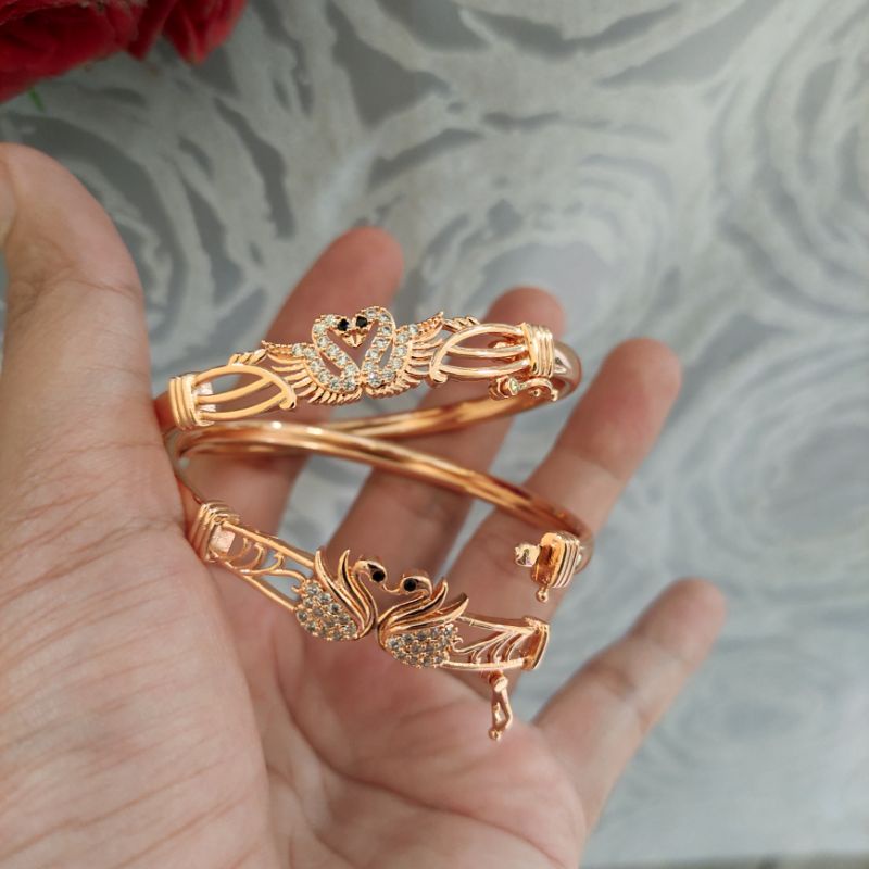 gelang angsa titanium