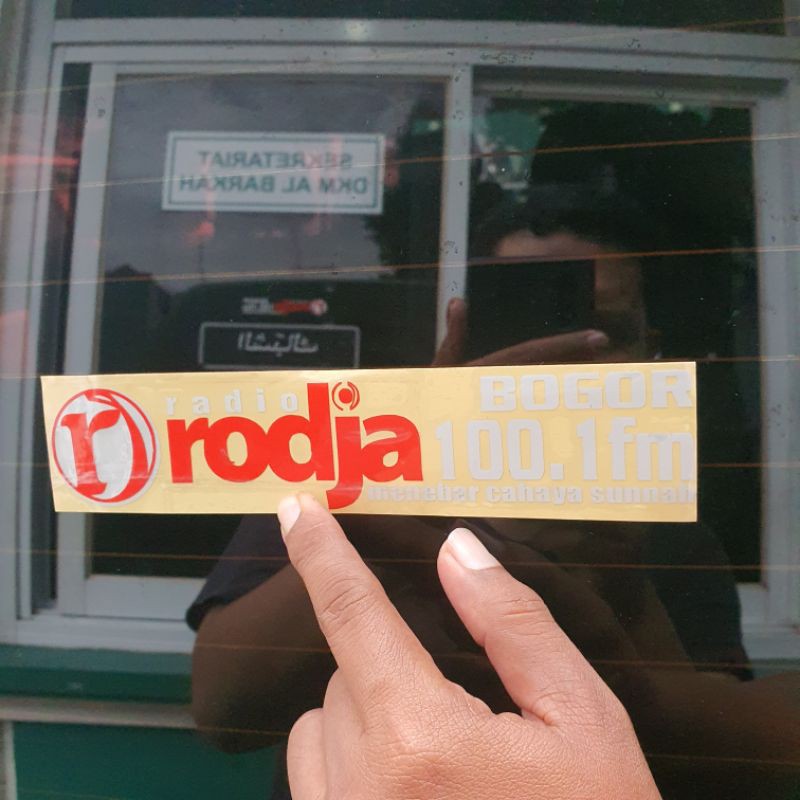 

cutting sticker rodja bogor 100.1fm 20cm