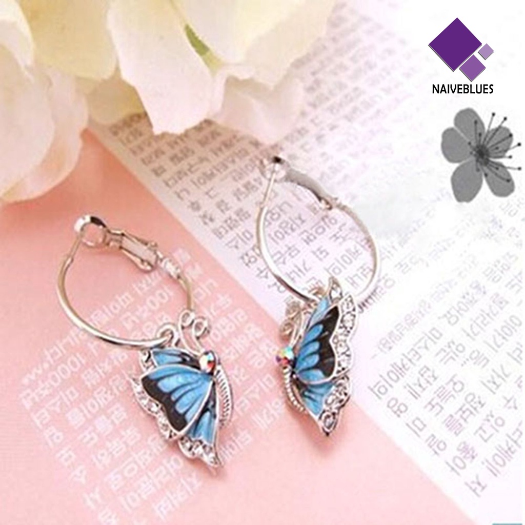 1 Pasang Anting Hoop Menjuntai Aksen Kristal Berlian Imitasi Warna Biru Untuk Wanita