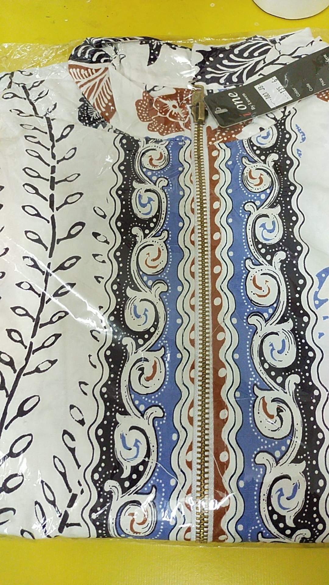 Aria - Bomber Jaket Batik Wanita