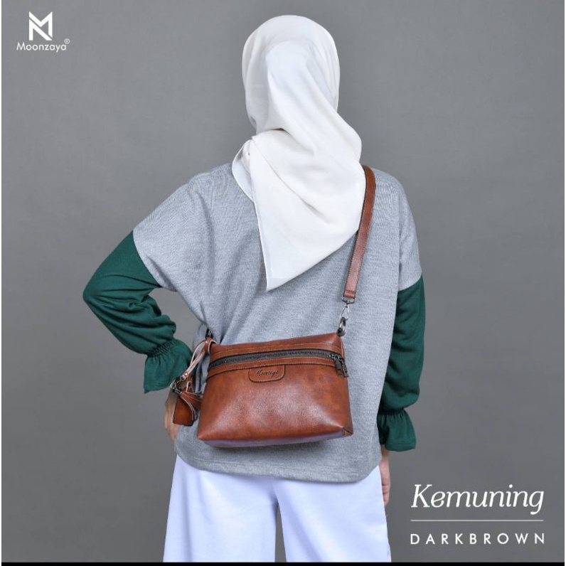 tas samping kemuning by moonzaya