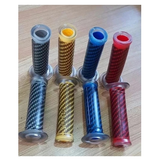 sepasang handgrip karbon/grip open karet carbon motor handfat motor universal bisa untuk semua motor