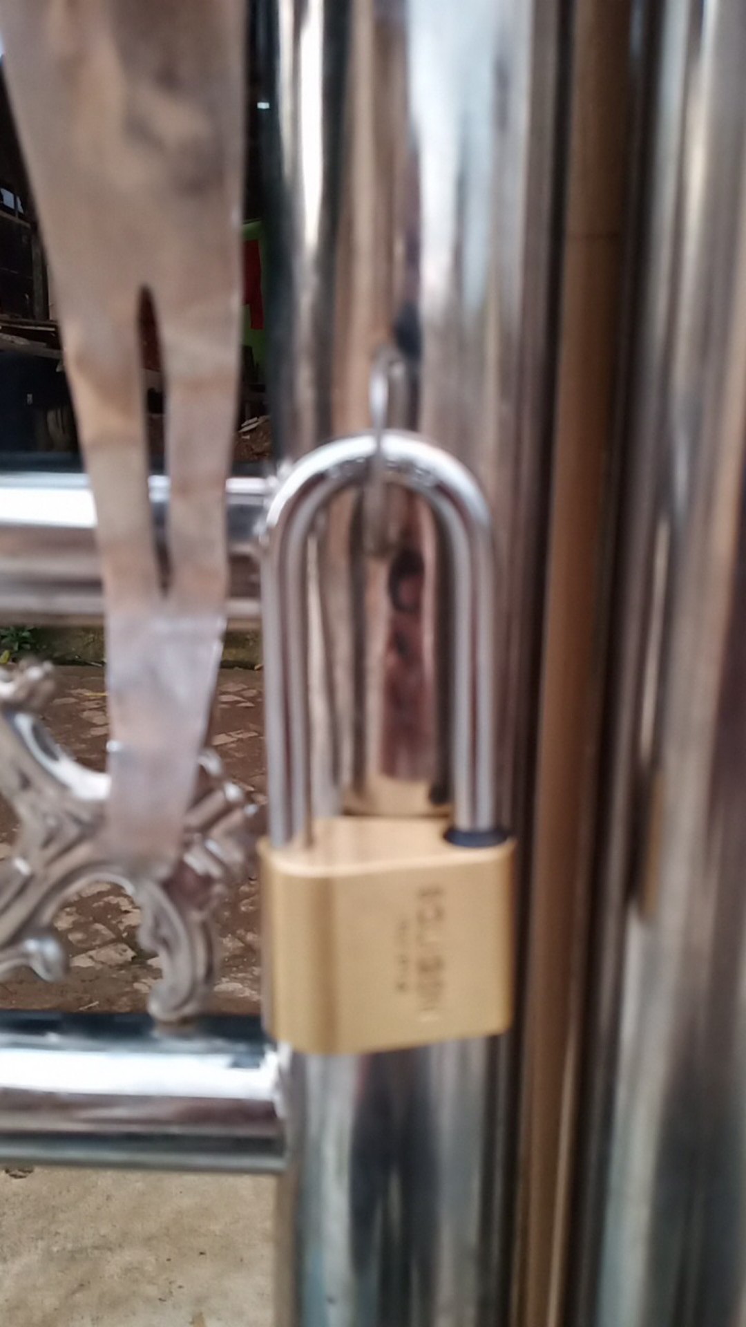 Gembok Soligen Per 50 Mm Panjang Kuningan Computer Key