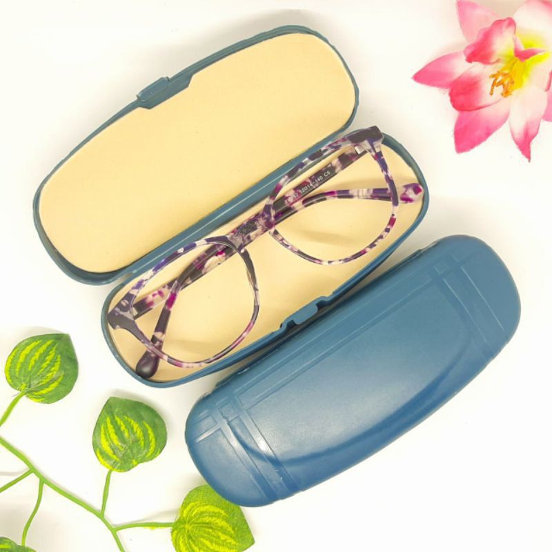 BOX PLASTIK KACAMATA