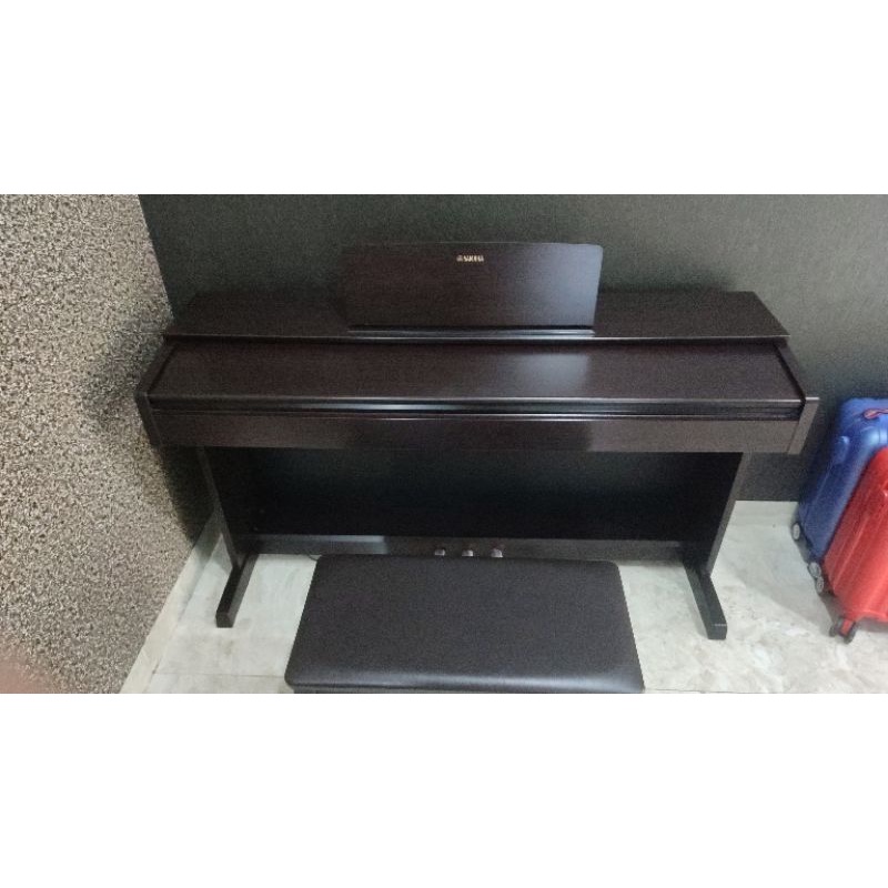 piano yamaha ydp 143