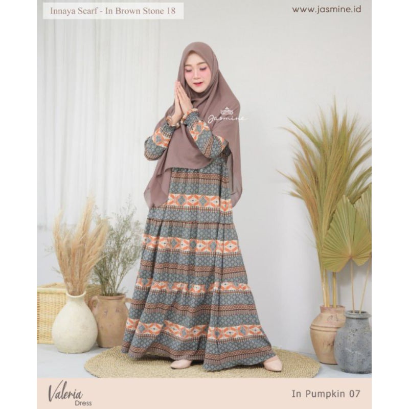 Valeria Dress by Jasmine