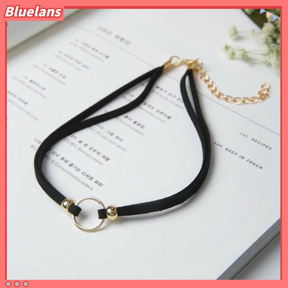 Kalung Choker Bahan Velvet Dengan Liontin Lingkaran Kecil Gaya Gothic Untuk Wanita