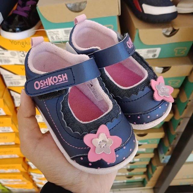 SEPATU OSHKOSH BABY