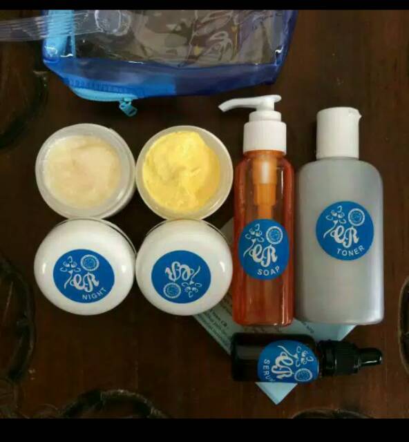 PAKET CREAM CR BIRU TAS 5IN1