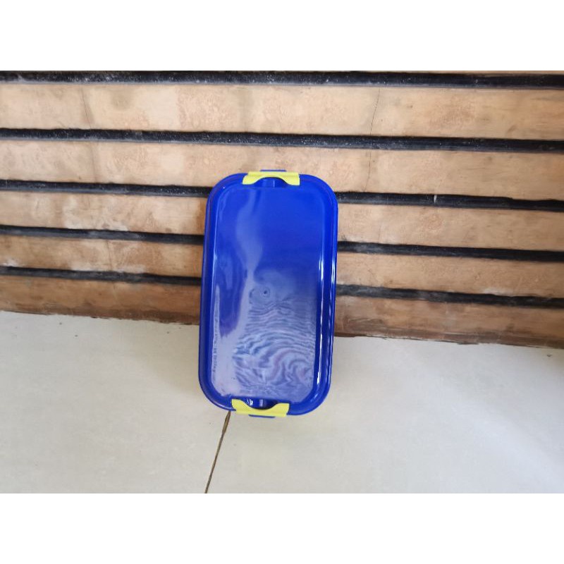Box Plastik Box Tempat makan warna biru kuning