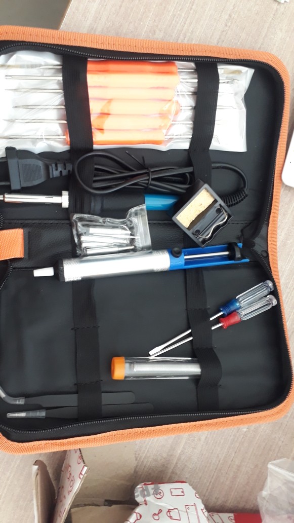 Tool Set Peralatan Solder Kit 7 In 1 60w 220v - Sik-002