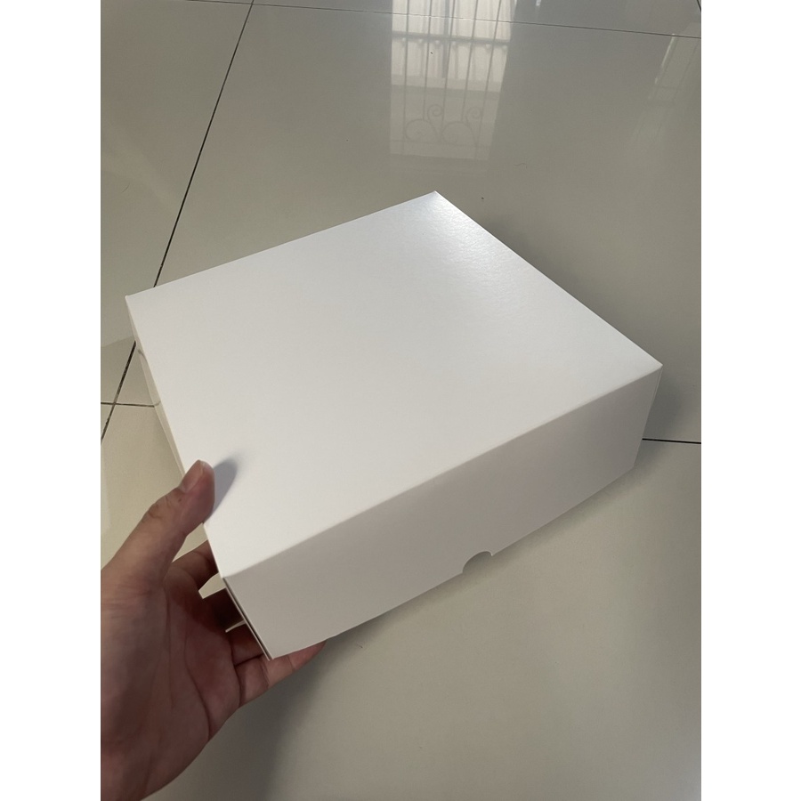 

(5 Pcs) Box Kue Cake Kotak Kemasan Dus Chiffon Cake 25 x 25 x 9 cm Box Tatakan Sekat 4 Packaging Hampers