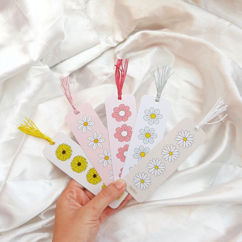 

Flowers Bookmar Edition