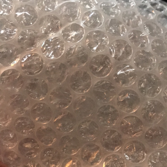 

Packing tambahan-bubble wrap / kardus.