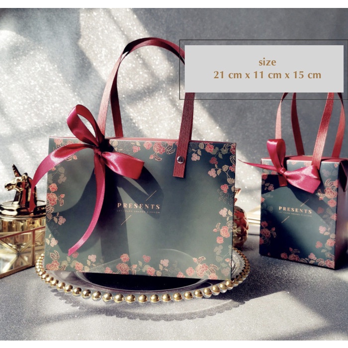 

Ginger- KOTAK fancy bunga box HADIAH, KOTAK BAJU KOTAK KADO EXCLUSIVE souvenir