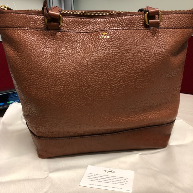 Preloved Tas Fossil Gifting Shopper