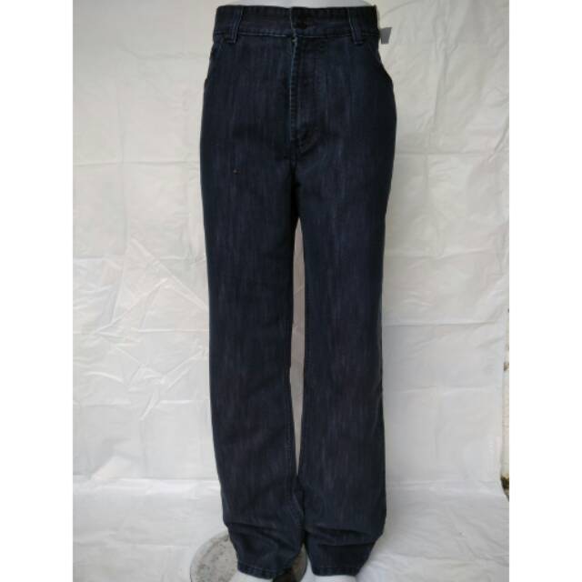 Celana Jeans Panjang Branded Merk BOSS size 36