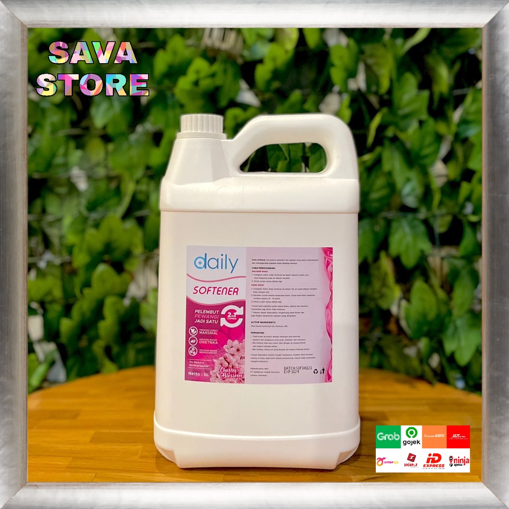 SOFTENER 2 IN 1 PEWANGI DAN PELEMBUT PAKAIAN - DAILY SOFTENER 5 LITER WANGI GLAMOUR HARUM CHERRY BLOSSOM