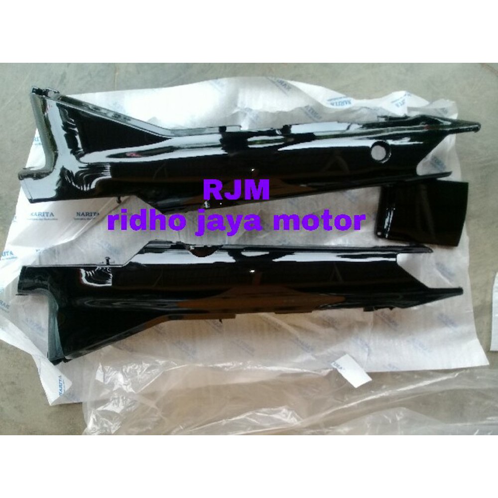 cover body cripton f1z hitam