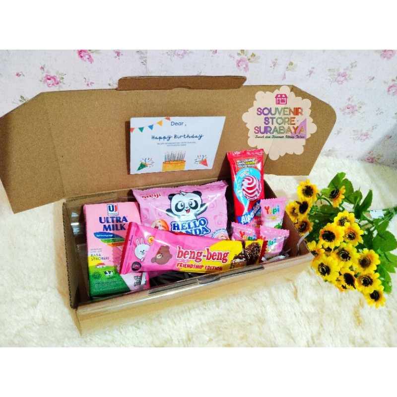 

Snack Box / Snack Box Graduation/ Gift Box Ultah/ Snack Ulang Tahun /Box snack Surprise/ SnackSempro