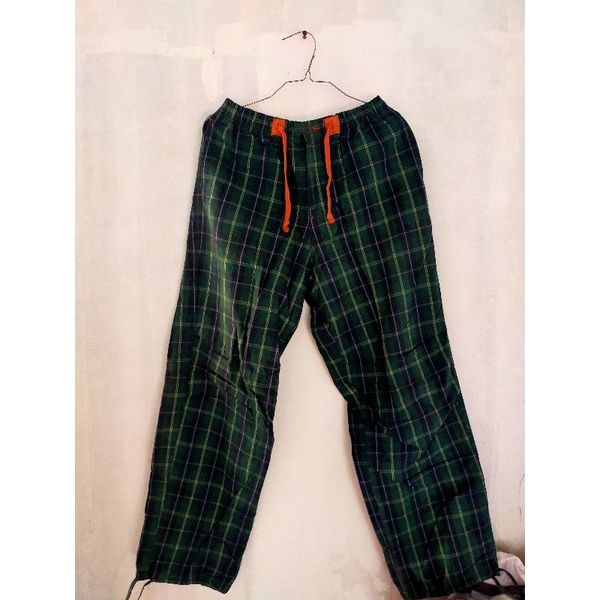 PRELOVED CELANA SANTAI PRIA WANITA / THRIFT CELANA SANTAI PRIA WANITA