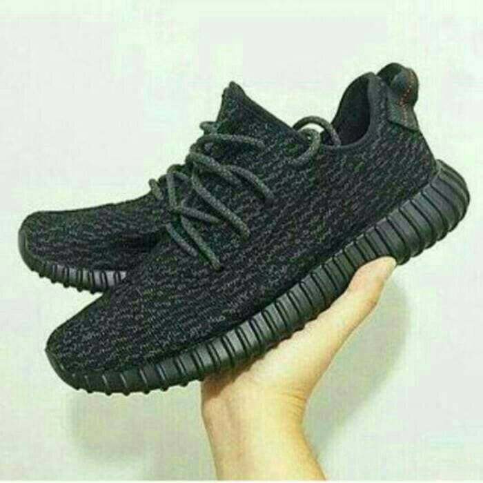 adidas yeezy full black