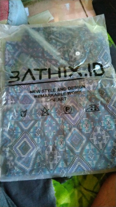 Baju Batik Kemeja Batik Pria Lengan Panjang Songket Diamond Biru Modern Slimfit Casual Blue