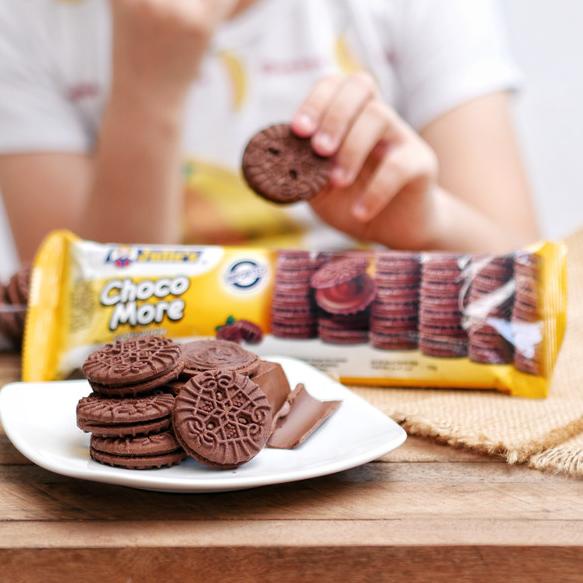 

♦ Julies Chocomore Roll - 110 Gr ( 2 Pcs ) ♂