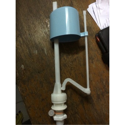 pelampung kloset universal floating valve techplast isi kloset standart