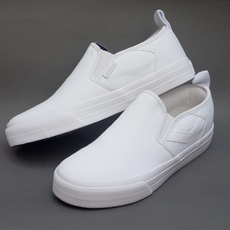 Sepatu Ventela Slip On Icon Original