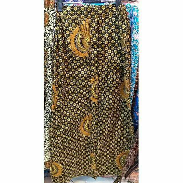 Rok wiron batik