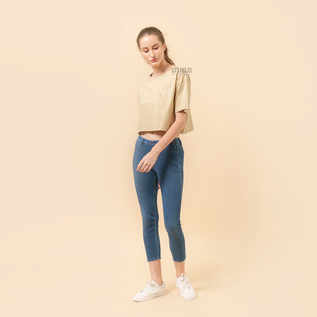 UNIQUE - (CropTop Series) Kaos Oversize Croptop Chocomilk