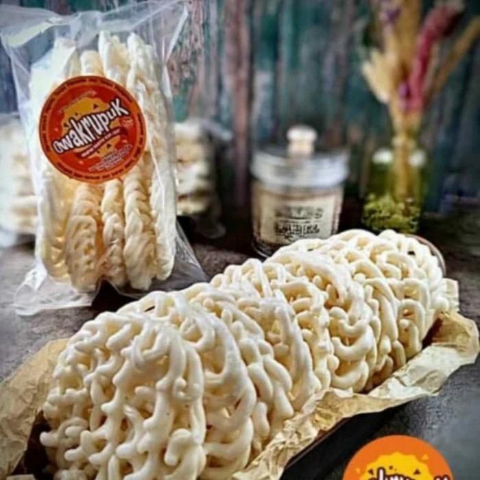 

IWAK KRUPUK (KERUPUK IKAN SUPER RENYAH) Kerupuk yang terbuat dari DAGING IKAN TENGIRI