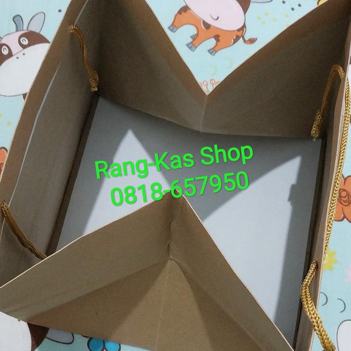 

Dijual Paperbag Polos Kue 25X25 Samson Doff Hemat